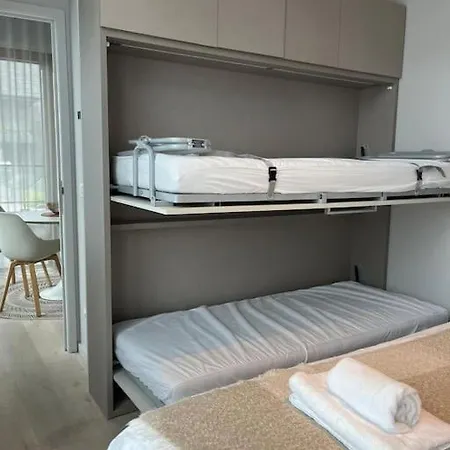 Апартаменты Stylish 1br At Prime Location